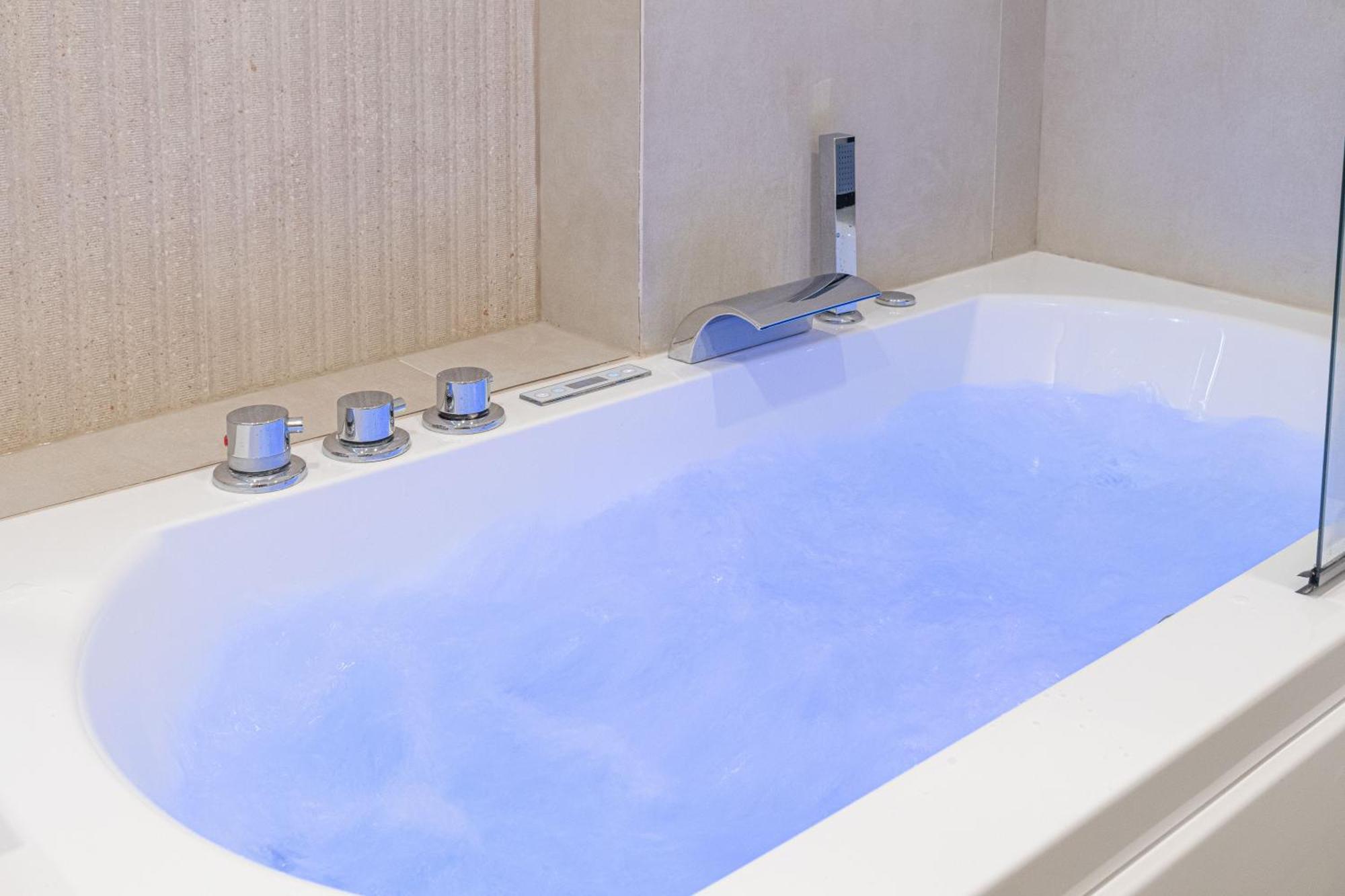 Lavie Maison Ac & Jacuzzi Paris Exterior photo